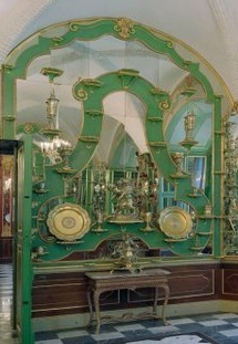 музей зеленый свод антиквариат старинная мебель серебро